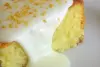 Foto ilustrativa de uma receita pronta de Bolo de Limão com Cream Cheese