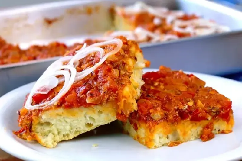 Foto ilustrativa da receita de Pizza de sardinha
