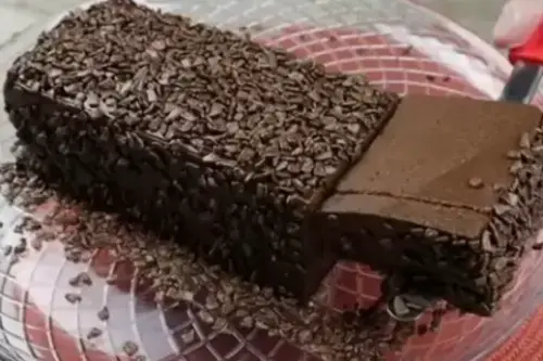 Foto ilustrativa de uma receita pronta de Sobremesa Rápida De Chocolate